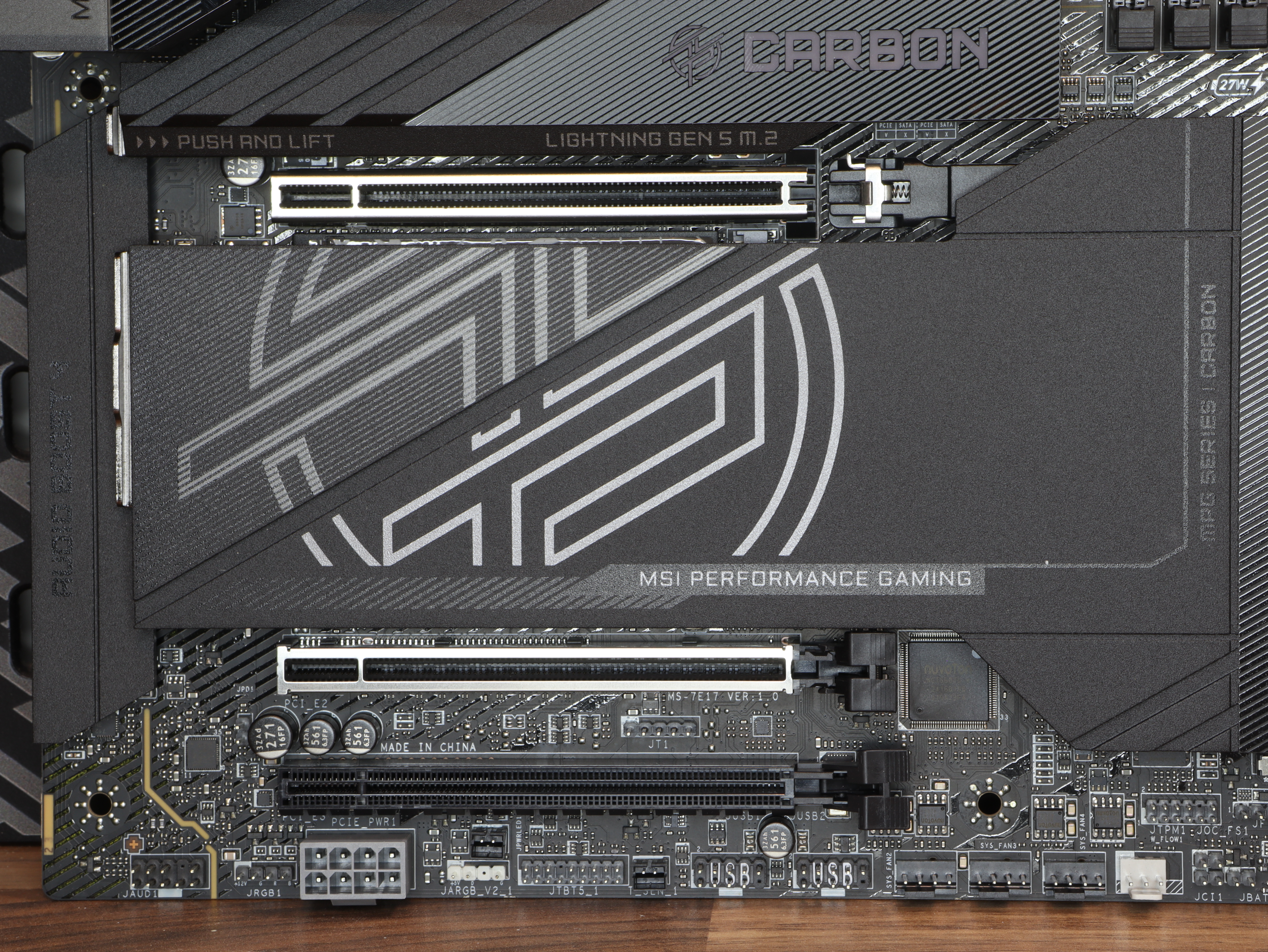 ATX Intel Ultra MPG Z890 CARBON WIFI 5G Wifi7 FROZR PERFORMANCE GAMING bundkort motherboard audio boost 4.JPG